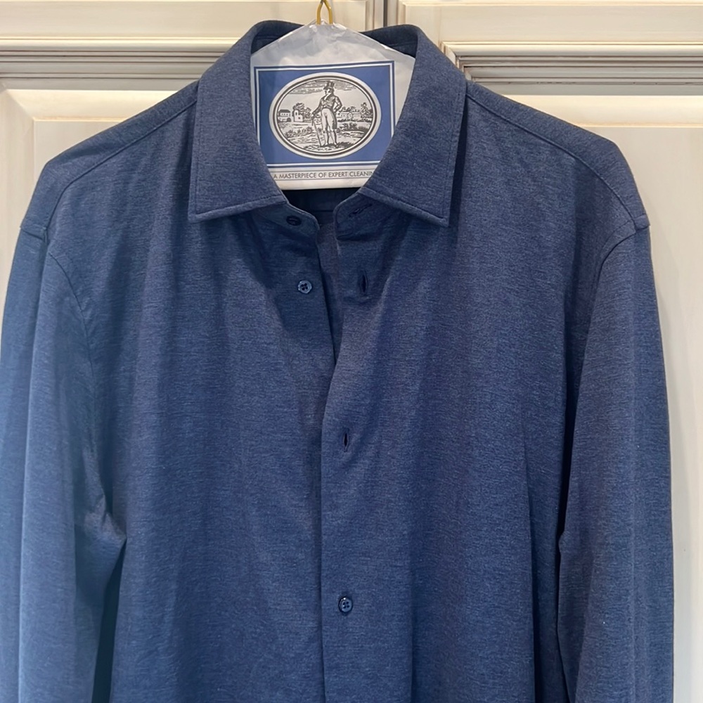 Men’s cotton button down shirt
